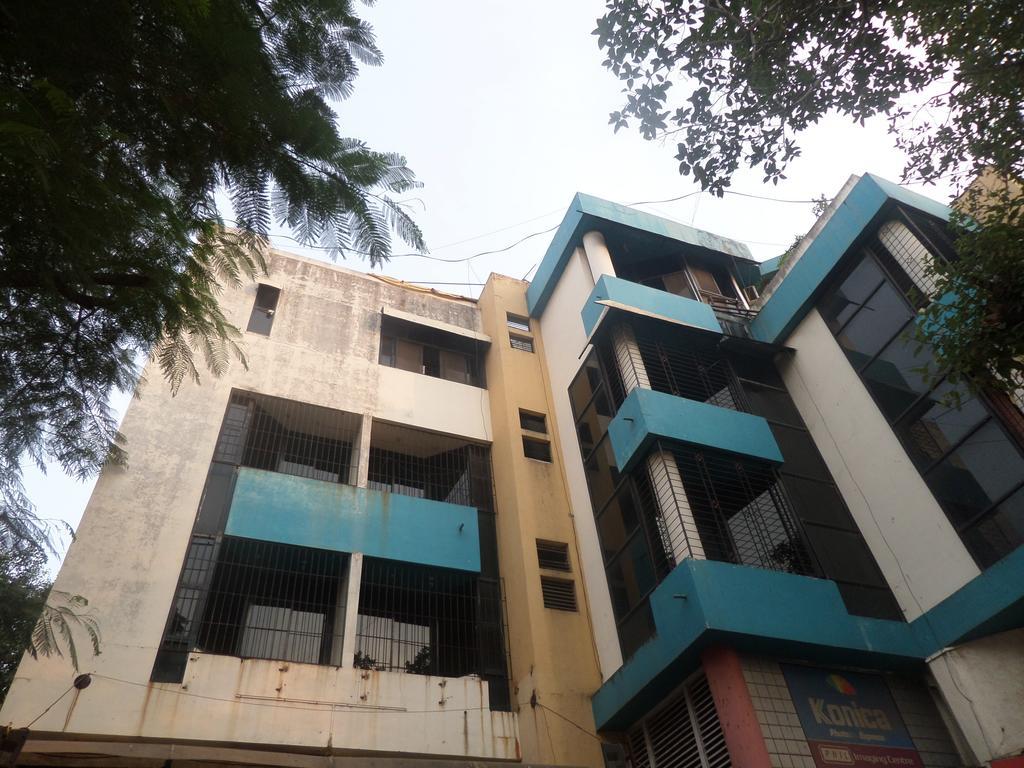 Hotel Manorath Nashik Εξωτερικό φωτογραφία